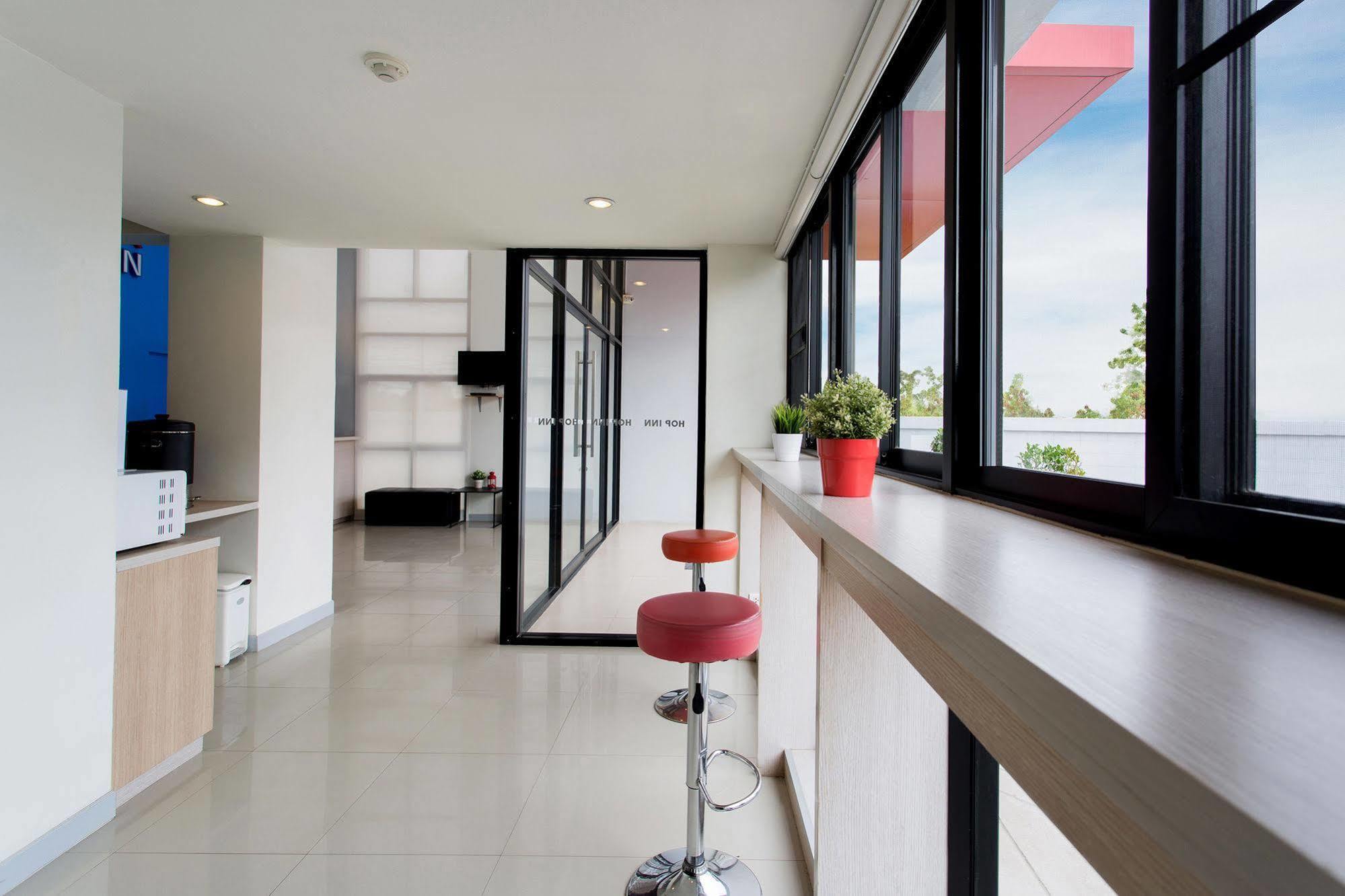 Hop Inn Mae Sot Building A Екстер'єр фото