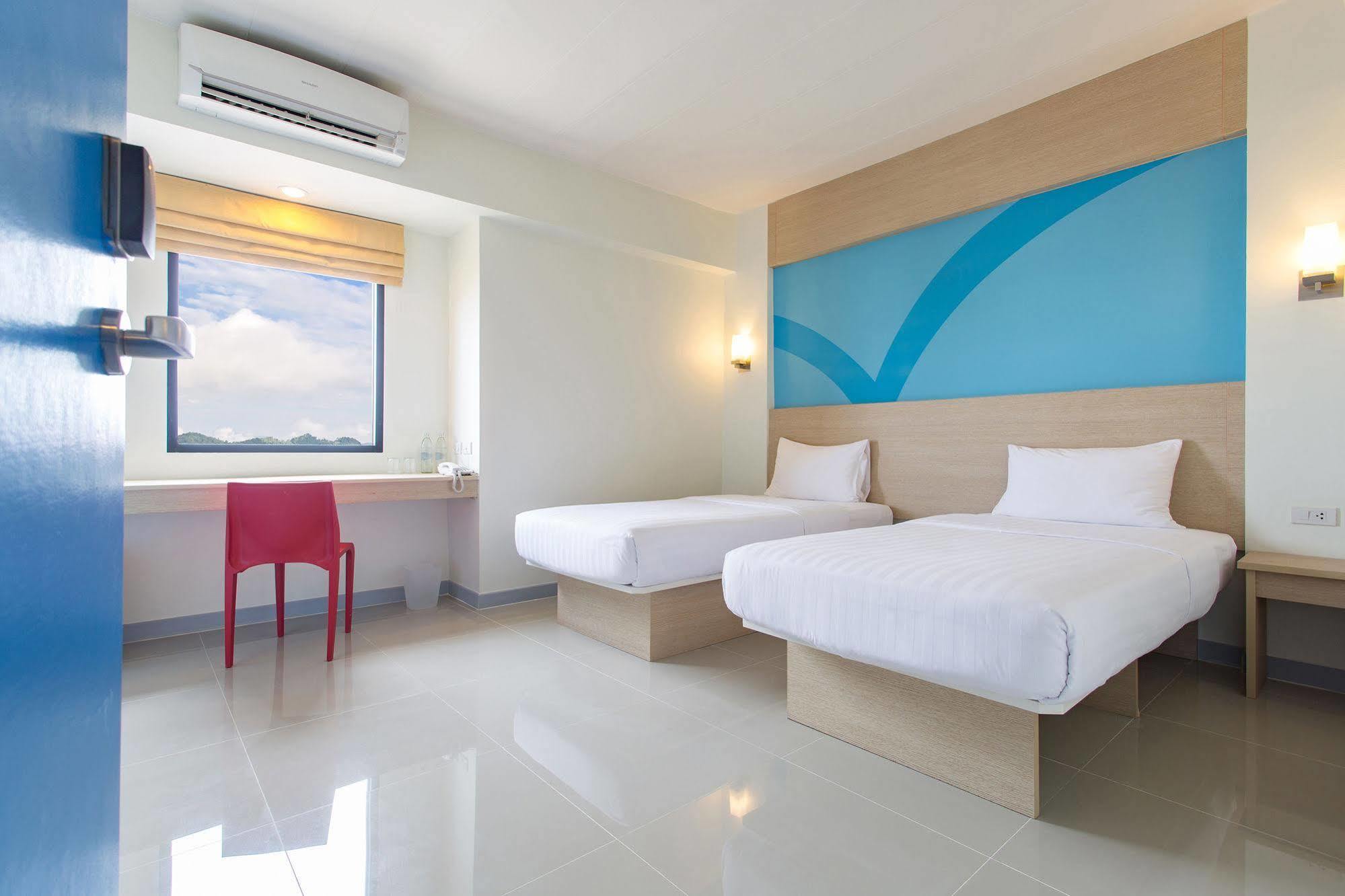 Hop Inn Mae Sot Building A Екстер'єр фото